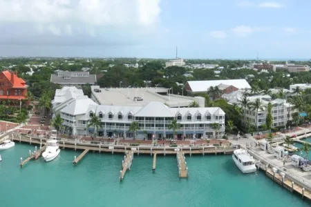 Bask in Opulence: A Luxurious Getaway to Key West