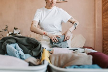 Carry-On Only Packing: A 7 kg Summer Holiday Checklist