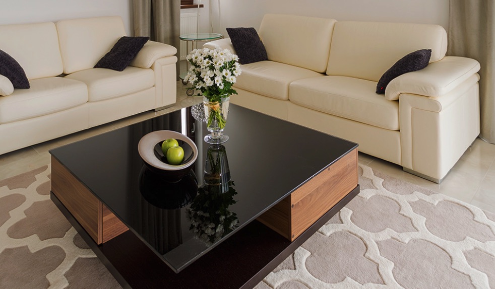 From Round to Rectangle: Tips to Perfectly Style Your Coffee Table