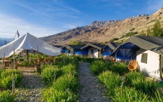 UK Glamping and Eco Lodges for a Low-Stress Summer