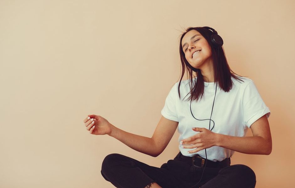 Noise-Cancelling Headphones for Digital Nomads: Sony WH-1000XM5 vs Bose QuietComfort Noise-Cancelling Headphones for Digital Nomads: Sony WH-1000XM5 vs Bose QuietComfort