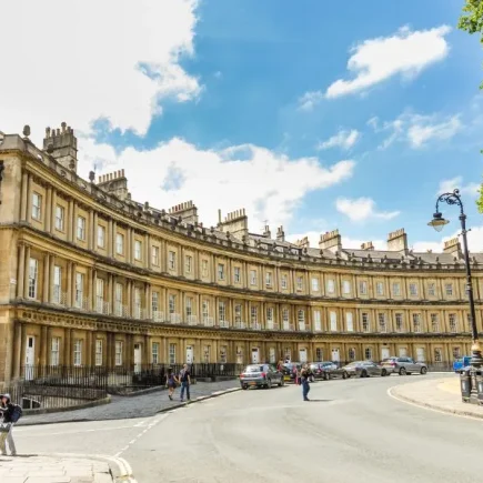 3 historic UK cities to visit this winter