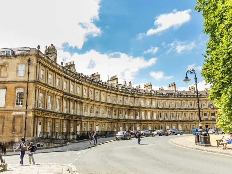 3 historic UK cities to visit this winter
