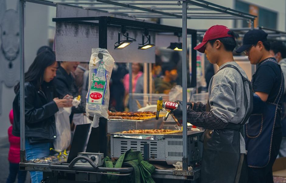 Street Food Safety Thailand: How to Navigate Local Markets and Street Food Safely in Thailand